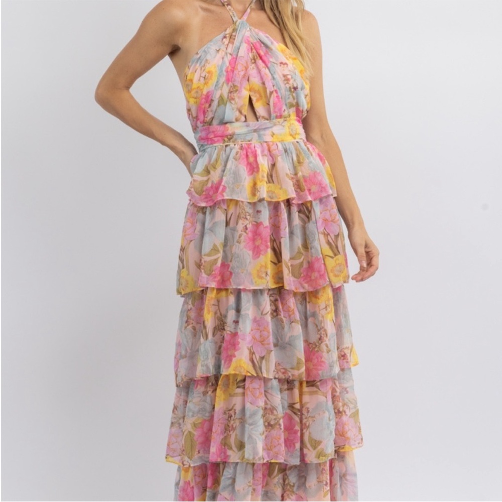 Floral ruffle tiered maxi dress